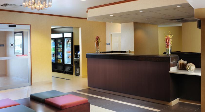 By Marriott Airport Hotel Phoenix