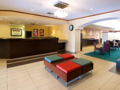 By Marriott Airport 3*